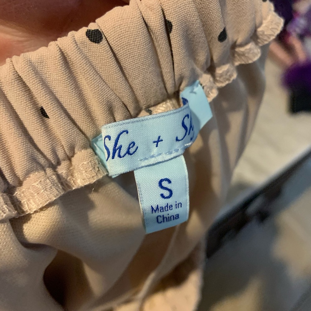 She and Sky Off-Shoulder Short Sleeve Dress - Picture 7 of 7